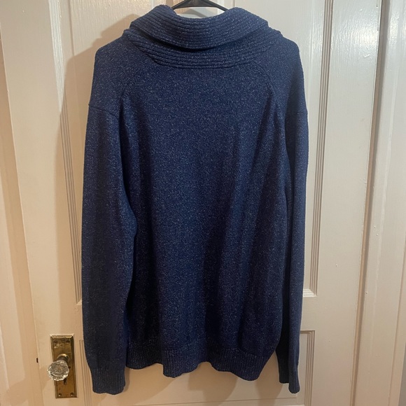 GoodFellow sweater. - Picture 2 of 3